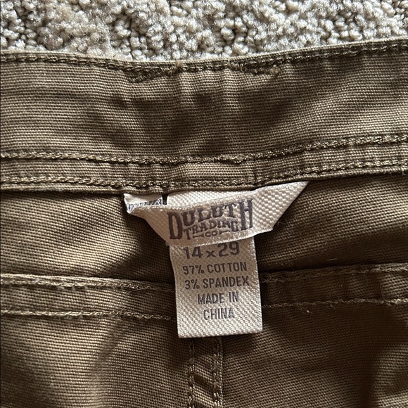 Duluth Trading Co Men's Brown Cargo Pants - Picture 2 of 4